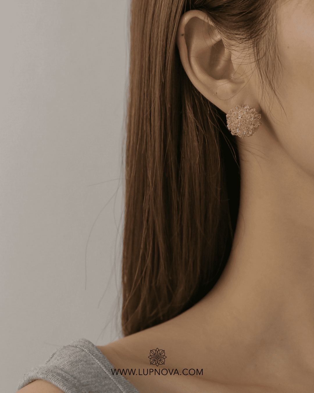 Aretes pompones de cristales fit