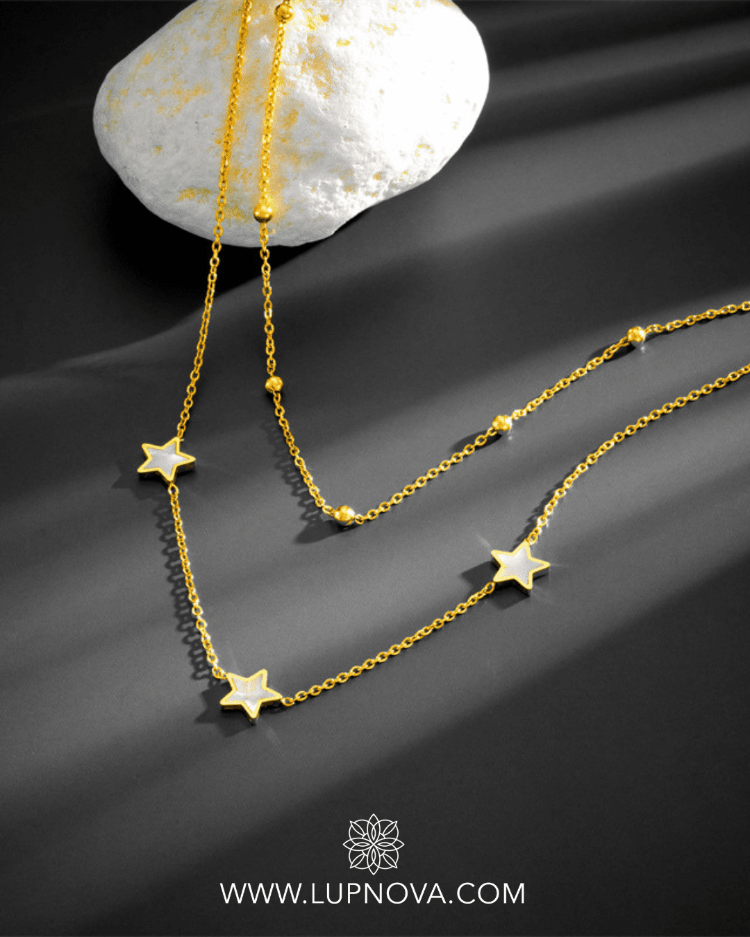 Cadena hilos de estrellas