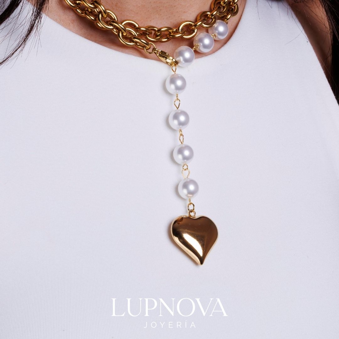 Collar de Corazón y Perlas